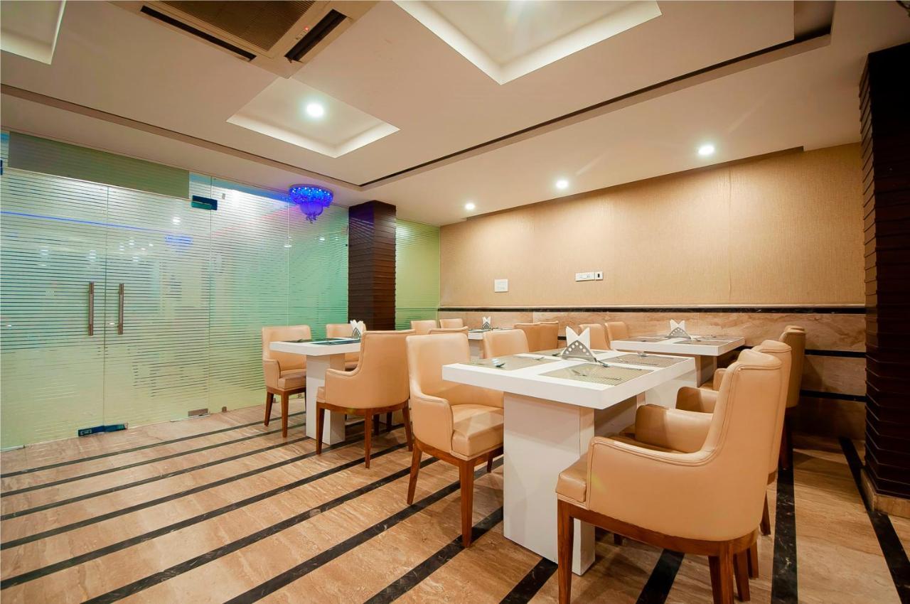 Fairmint Global Hotel New Delhi Exterior photo